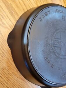 Griswold#8 LBL cast iron skillet with heat ring.