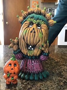 Vintage Carved Pottery Halloween Light Up Pumpkin Witch Jack-O-Lantern Mom Baby