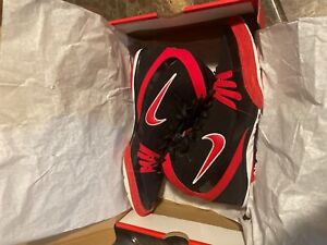 Nike Freek Black Red wrestling shoes Size 11.5
