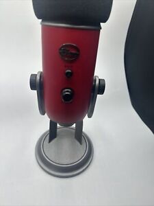Blue Microphones Yeti USB Microphone - Satin Red-no power cord