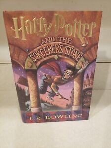 Harry Potter and the Sorcerer's Stone J.K. Rowling (1998, Hardcover) 1st Edition
