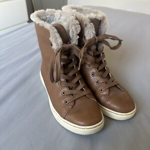 Ugg Leather Croft Luxe Ankle Womens Boots Tan  Shearling Lined Lace Up Size 6.5