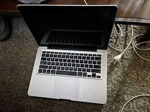 Apple MacBook Pro 13.3'' 500GB Core i5-3210M 8GB Laptop Silver - MD101LLA .