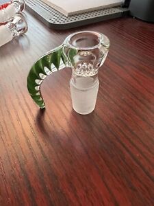 18mm Horn Bowl - VERY high quality - thick glass built-in screen - Green