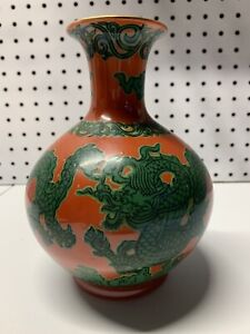 New ListingAntique Porcelain Japenese Vase Red With Green Dragon