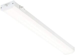 NEW!!  COMMERCIAL ELECTRIC 18 in. LED White Linkable Plug In Under Cabinet Light