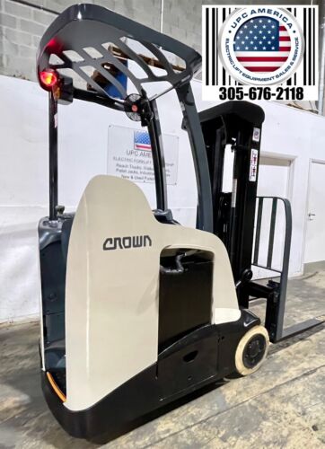 2017 RC5500 Crown Electric Forklift  2022 Battery, 3000 Lbs Cap Height 83