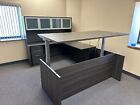 Executive U Shape Set w/Hutch and W/ Height Adjustable Table in Modern Gray