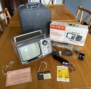 Vintage 1962 Sony 5-303W Micro TV Mini B&W Portable Television Case Remote BP-5