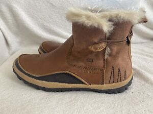 Merrell Tremblant Polar Winter Boots Womens Size 9.5 Waterproof Leather Lined