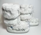 BRAND NEW! Hello Kitty and Friends x Forever 21 White Faux Fur Moon Boots SIZE 7