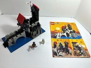 LEGO Castle: Wolfpack Tower 6075 (1992)  Instructions. Rare.