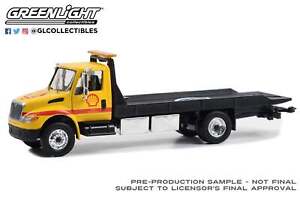 Greenlight 1/64 International Roll Back Flatbed Tow Truck Shell 30470