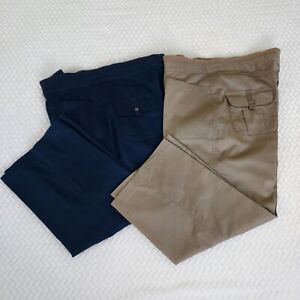 Lot Of 2 Danskin Now Capri Cropped Size Medium (8-10) Navy Khaki Casual Pants