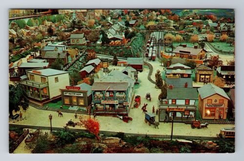 Shartlesville PA-Pennsylvania, Dutch Haus Miniature Village, Vintage Postcard