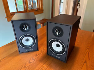 Triangle Borea BR02 Two-Way Bookshelf Speakers (pair) — FREE SHIPPING!