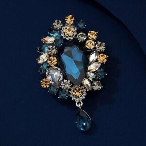 Brooch Women's Versatile Palace Vintage Crystal Brooch Fashion Accessories
