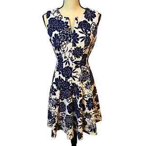 Danny and Nicole Navy and White Floral Print Dress in Sz 8 Petite