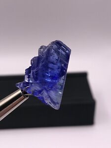 22.80 ct Tanzanite Crystal