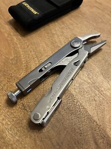 Leatherman Crunch Stainless Steel Multi-Tool - 68010201K (note: this Is Engraved