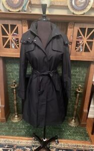 Burberry black belted trench-4P