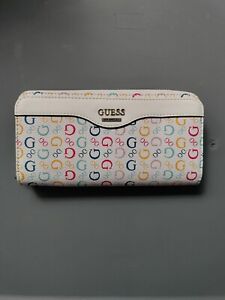 GUESS Los Angeles Women’s Wallet White