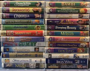 Huge Lot of 24 VHS Disney, Plus Children’s- Animated & Live Action Movies