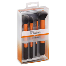 Real Techniques Core Collection Brushes 4 Makeup Brush Set + 2-in-1 Pouch 1403