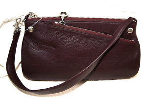 New VINTAGE Etienne Aigner Signature Burgundy leather $64 Wristlet Purse wallet