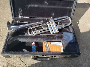 Yamaha Xeno 8335S Silver Trumpet--Chem Cleaned, Serviced, Extras, Gorgeous!