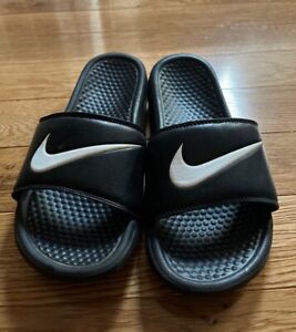 Nike Black Slides Men’s 8 Sandals