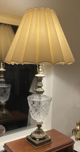 Vintage Hollywood Regency Crystal and Brass Table Lamp