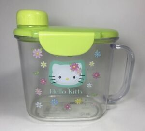 2001 HELLO KITTY SANRIO PLASTIC BEVERAGE PITCHER DRINK CONTAINER CLEAR GREEN LID