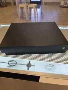 Xbox One X - Not Working/For Parts