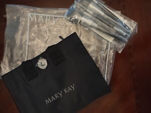 Mary Kay Brush Collection Set With Carrying Case