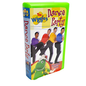The Wiggles Dance Party Hoop Dee Doo VHS Tape 2001 16 Songs Video Case 2001