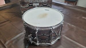 Pearl Vinnie Paul Signature Maple Snare Drum Snakeskin VP1480 14x8