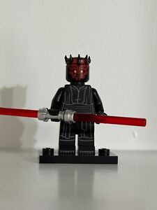 LEGO Star Wars Darth Maul 75383 Sith Infiltrator Minifigure NEW In Hand Toe Prin