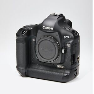 Canon EOS 1Ds Mark III 21.1MP Digital SLR Camera - Black (Body Only)