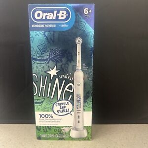 NEW Oral-B Electric Toothbrush with Coaching Pressure Sensor with 2 brush heads