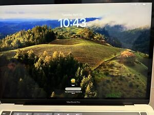 New ListingApple MacBook Pro 13 inch Laptop (2020) Intel I5/16GB/1TB