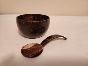 Handmade COCONUT SHELL bowl & spoon~ they smell so nice & are NEW