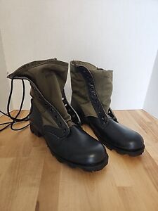 New ListingVietnam Jungle Boots Spike Protective 3rd Pattern with Panama Sole 8R 1988 NOS