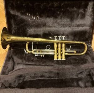 New ListingVincent Bach Stradivarius 180ML37 Model Semiearly Elkhart Trumpet Used Japan