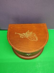 New Collectible Danbury Heavenly Angels Wooden Music Box