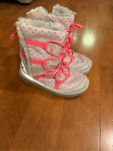 Toddler girls, Nike boots