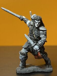 PLASTIC FIGHTER HAND PAINTED D&D PATHFINDER MINIATURE DUNGEONS & DRAGONS