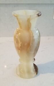 10” onyx vase, Alabaster. Cream w/brown veining