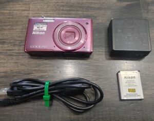 New ListingNikon COOLPIX S5200 Digital Camera 16.0 - Plum Purple - W/ Battery and Charger