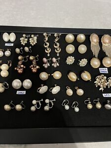 LOT OF 26 PAIR GOLD+SILVER TONE 'FAUX PEARL' CLIP-ON EARRINGS INCL. SIGNED